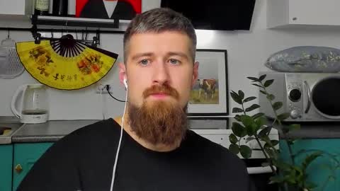 Zeus online show from 09/14/25, 08:41