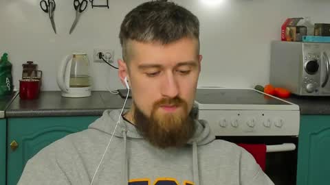 Zeus online show from 04/14/26, 11:33