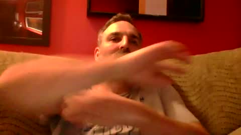 Snapshot of beardedambition chatting on 06/20/26, 02:25 beardedambition online show from 06/20/26, 02:25