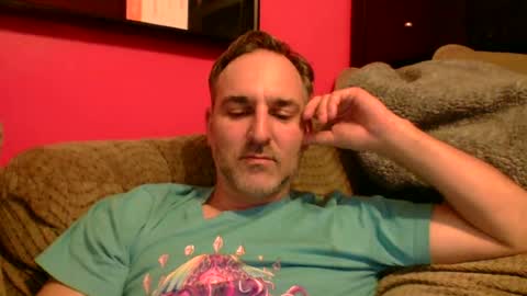 Snapshot of beardedambition chatting on 06/27/26, 02:38 beardedambition online show from 06/27/26, 02:38