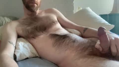 Snapshot of beardedchester chatting on 03/08/25, 03:56 beardedchester online show from 03/08/25, 03:56