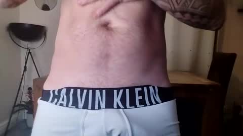 beardedtattedguy online show from 11/25/25, 12:21