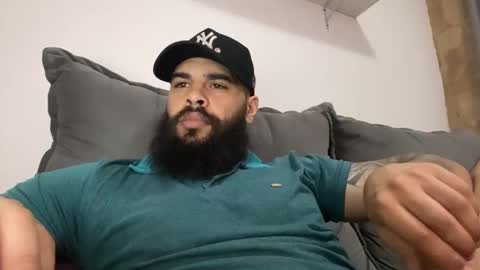 Snapshot of beardmax chatting on 12/03/25, 05:15 Min online show from 12/03/25, 05:15