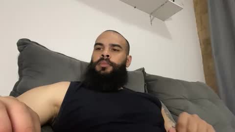 Snapshot of beardmax chatting on 12/05/25, 05:27 Min online show from 12/05/25, 05:27