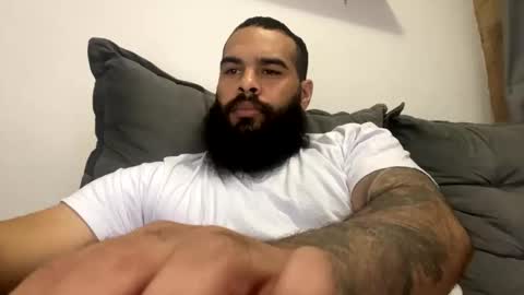 Snapshot of beardmax chatting on 01/18/26, 05:55 Min online show from 01/18/26, 05:55