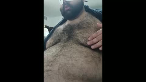 Snapshot of beardychubby chatting on 04/15/26, 08:32 Beardychubby online show from 04/15/26, 08:32
