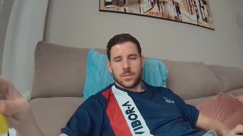 Snapshot of beastcumcam chatting on 04/14/26, 08:20 beastcumcam online show from 04/14/26, 08:20