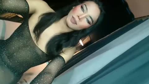 Snapshot of beatrice_luna chatting on 03/06/26, 01:29 beatrice_luna online show from 03/06/26, 01:29