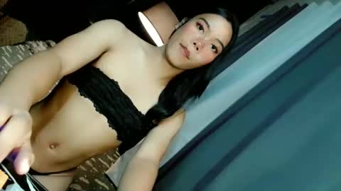 Snapshot of beatrice_luna chatting on 04/22/26, 09:44 beatrice_luna online show from 04/22/26, 09:44