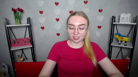 BeatriceFlyy online show from 12/07/24, 10:12