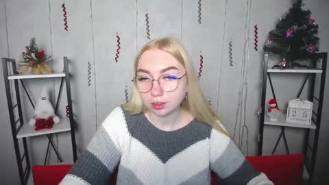 BeatriceFlyy online show from 12/25/24, 09:24