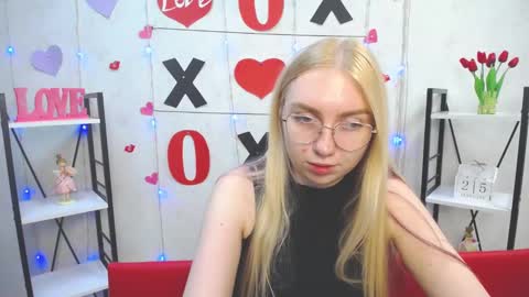 BeatriceFlyy online show from 02/25/25, 12:24