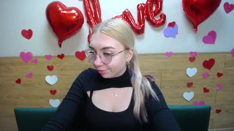 BeatriceFlyy online show from 03/09/25, 12:09