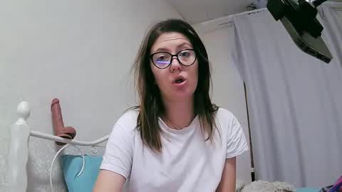 BeatriceTender online show from 12/10/24, 05:28