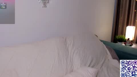 Snapshot of beatrixcutsforth chatting on 02/18/25, 10:05 Beatrix or Triss3 online show from 02/18/25, 10:05