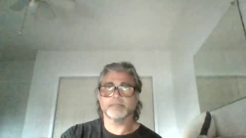 Snapshot of beauabney6 chatting on 07/12/26, 02:46 beauabney9 online show from 07/12/26, 02:46