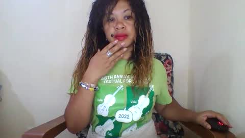 Eva online show from 10/12/25, 05:17