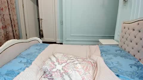 Chloe - Follow me on Fansly  online show from 12/14/25, 05:24