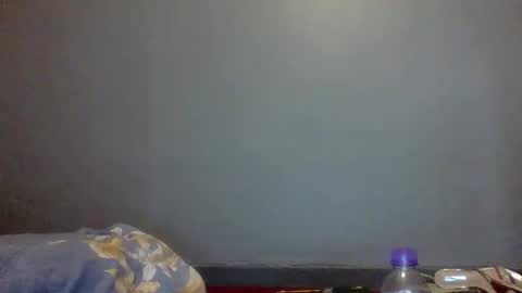 Snapshot of beautie699392 chatting on 02/21/25, 03:10 Lil stunner online show from 02/21/25, 03:10