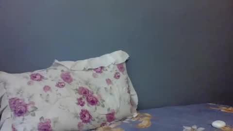 Snapshot of beautie699392 chatting on 02/28/25, 09:15 Lil stunner online show from 02/28/25, 09:15