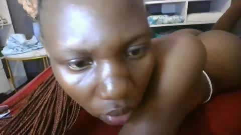 Snapshot of beautie699392 chatting on 11/08/25, 09:24 Lil stunner online show from 11/08/25, 09:24