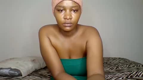 Chelsea and Raymond online show from 02/16/26, 06:42