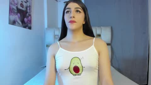 Snapshot of beautiful_doll888 chatting on 02/24/26, 12:52 Valeria online show from 02/24/26, 12:52