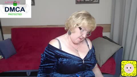 Snapshot of beautiful_lina7 chatting on 04/18/26, 07:07 your Lana online show from 04/18/26, 07:07