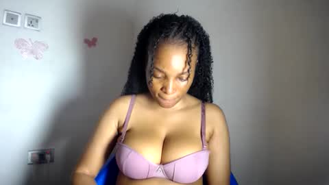Snapshot of beautiful_moanna chatting on 06/10/26, 07:02 moanna online show from 06/10/26, 07:02