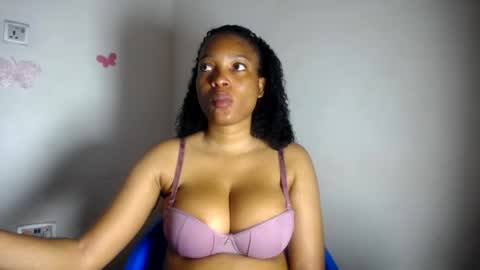 Snapshot of beautiful_moanna chatting on 06/22/26, 07:33 moanna online show from 06/22/26, 07:33