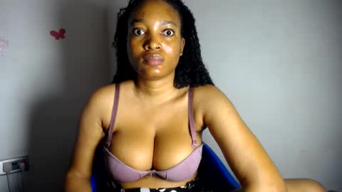 Snapshot of beautiful_moanna chatting on 07/12/26, 07:16 moanna online show from 07/12/26, 07:16