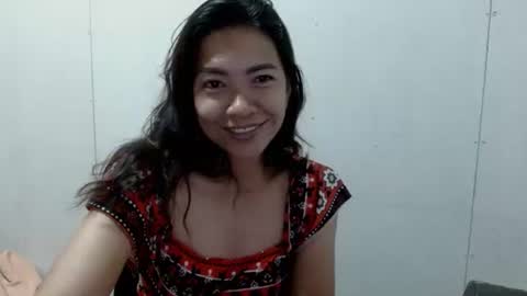 Snapshot of beautiful_sm1le chatting on 11/25/25, 03:56 Smiley online show from 11/25/25, 03:56