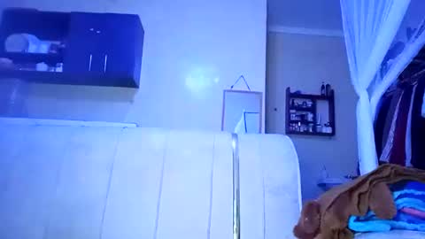 Gia online show from 04/01/26, 07:44