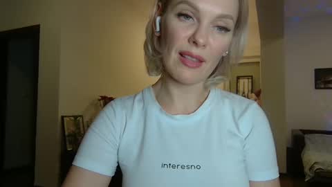 Beautifulkollette online show from 01/15/25, 10:24