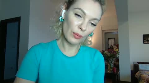 Beautifulkollette online show from 01/20/25, 12:49