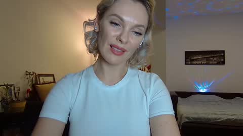 Beautifulkollette online show from 02/02/25, 09:45