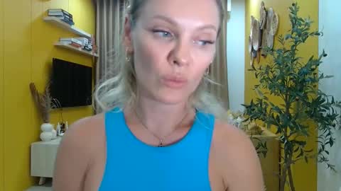 Beautifulkollette online show from 09/16/25, 05:03