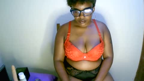 Snapshot of beautifulpeach2 chatting on 01/28/25, 07:32 beautifulpeach2 online show from 01/28/25, 07:32