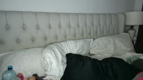 Snapshot of beauty4agent chatting on 01/25/25, 08:21 beauty4agent online show from 01/25/25, 08:21