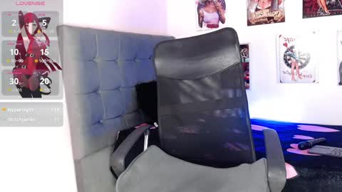 Snapshot of beauty_lana18 chatting on 05/15/26, 11:56 lana online show from 05/15/26, 11:56
