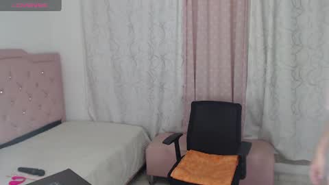 lana online show from 07/06/26, 10:34
