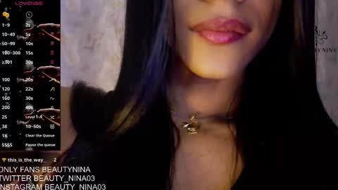Snapshot of beauty_nina chatting on 10/15/25, 01:50 beauty_nina online show from 10/15/25, 01:50