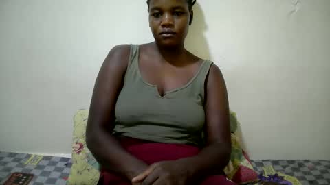 beauty_nina1 online show from 11/18/25, 08:19