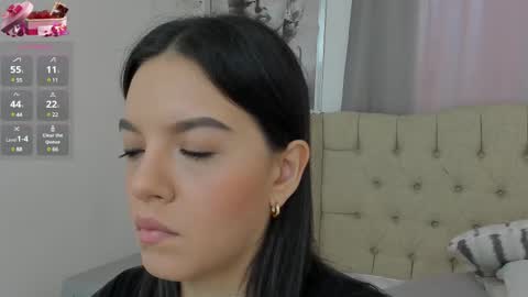 Ariana Reyes online show from 03/01/25, 12:12