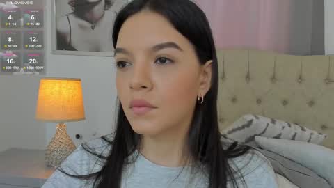 Ariana Reyes online show from 03/03/25, 12:16