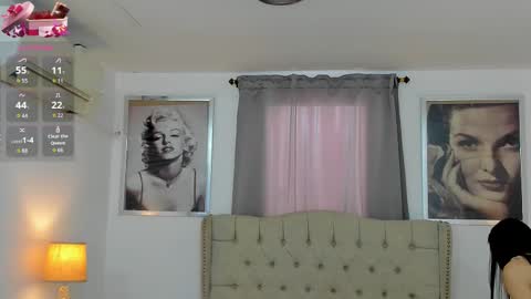 Ariana Reyes online show from 09/25/25, 01:04