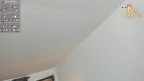 Ariana Reyes online show from 10/29/25, 12:18