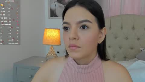 Ariana Reyes online show from 11/29/25, 12:19