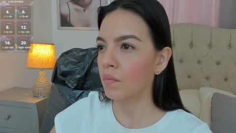 Snapshot of beautyari_ chatting on 03/09/26, 12:31 Ariana Reyes online show from 03/09/26, 12:31