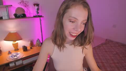 Snapshot of beautyeliise chatting on 12/30/24, 06:31 Eliise online show from 12/30/24, 06:31